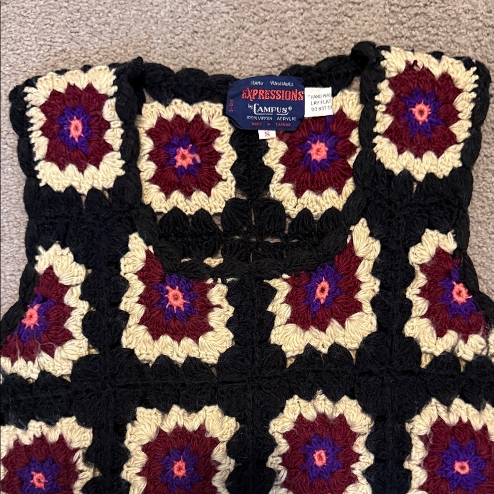 Expressions by Campus 1970’s Vintage Crochet Tank Top - Black, Cream, Maroon - Picture 3 of 7